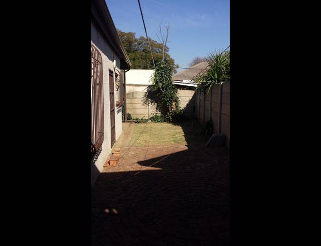 3 BEDROOM PROPERTY TO RENT IN MARLANDS